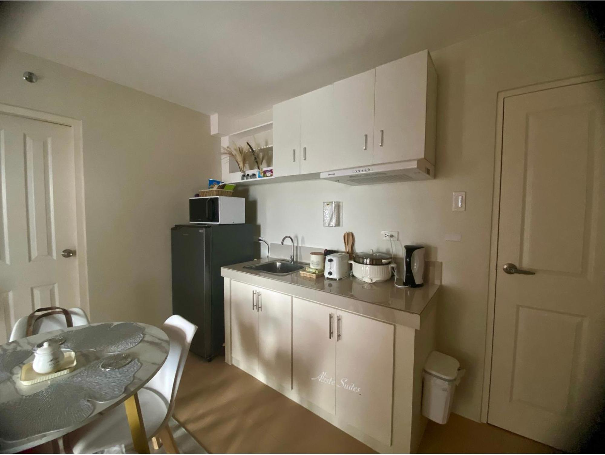 Aliste Suites Marina Spatial ドゥマゲティ エクステリア 写真
